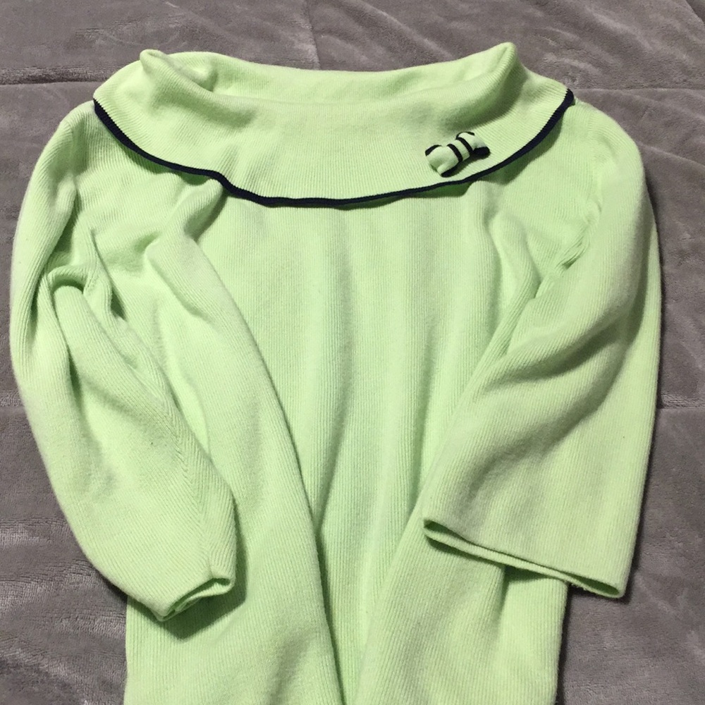 Mid-sleeve top w/precious bow